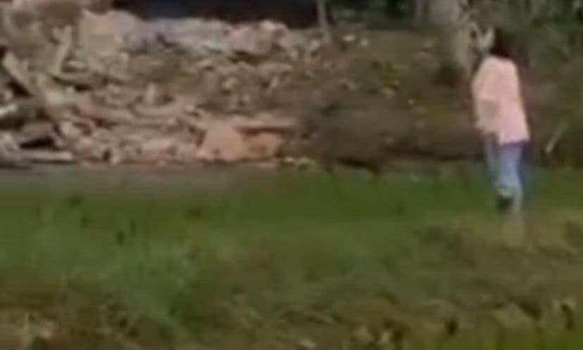 Pilu! Bocah Perempuan Berteriak Panggil Mamanya di Reruntuhan Gempa Cianjur