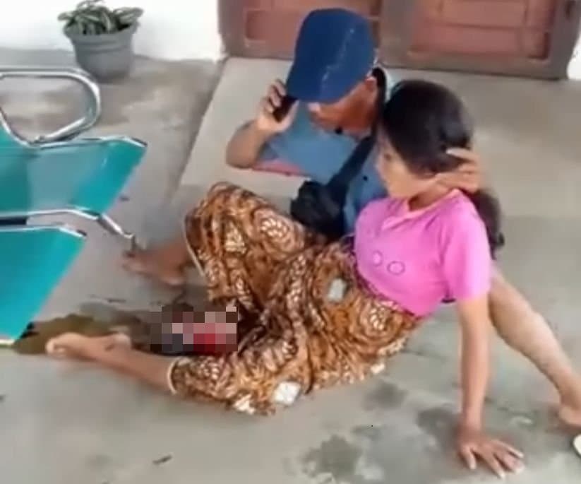 Miris! Seorang Ibu Melahirkan di Teras Puskesmas Tukka, Tanpa Bantuan