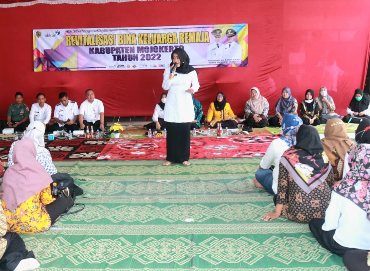 Bupati Ikfina Minta Orang Tua Aktif Ikuti BKR