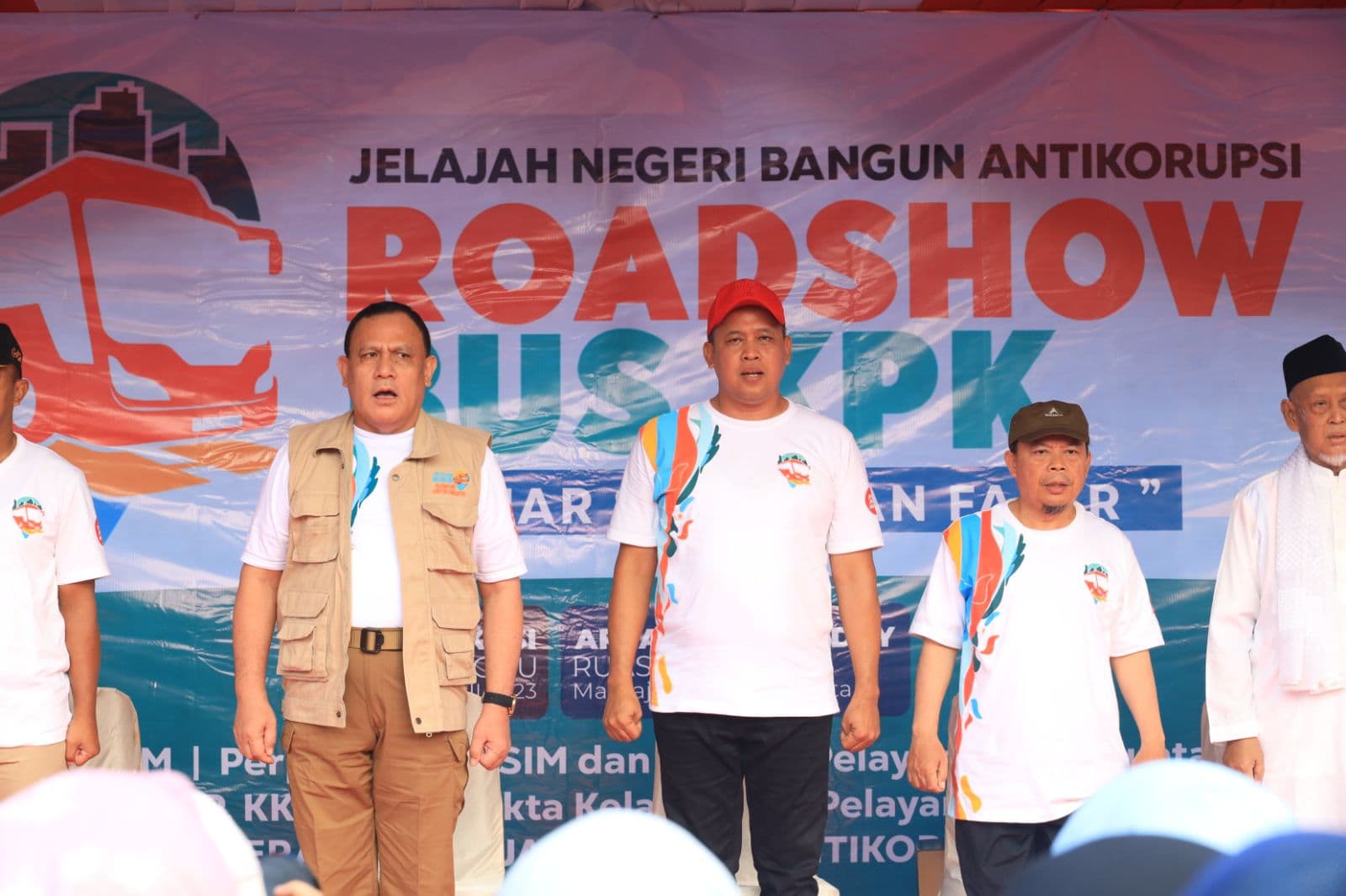 Roadshow Bus KPK Beri Edukasi Warga Kota Bekasi Akan Bahaya Korupsi dan Serangan Fajar