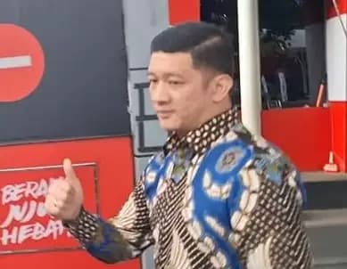 Aspri Wamenkumham Eddy Hiariej Pelit Bicara Usai Diperiksa KPK