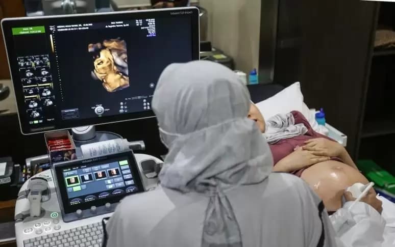 Bolehkah Ibu Hamil Berpuasa? Ini Saran Dokter