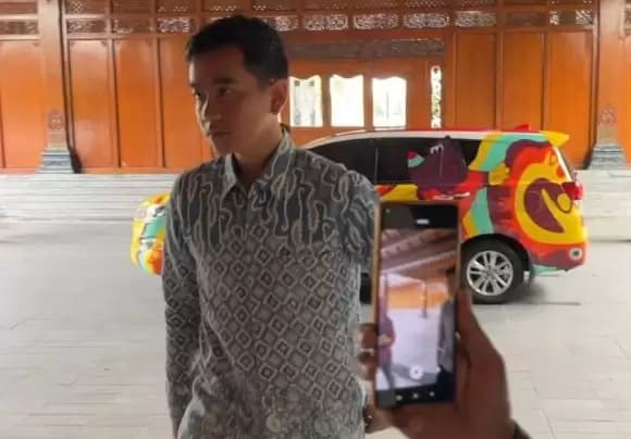 Respons Gibran Diminta Mundur dari Jabatan Wali Kota Solo