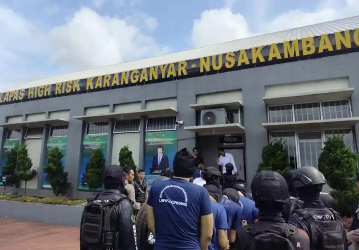 Ammar Zoni dan lima narapidana lainnya dipindahkan ke Nusakambangan