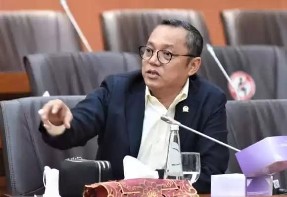 Anggota Komisi VI DPR RI, Deddy Yevri Sitorus (Foto: Ist)