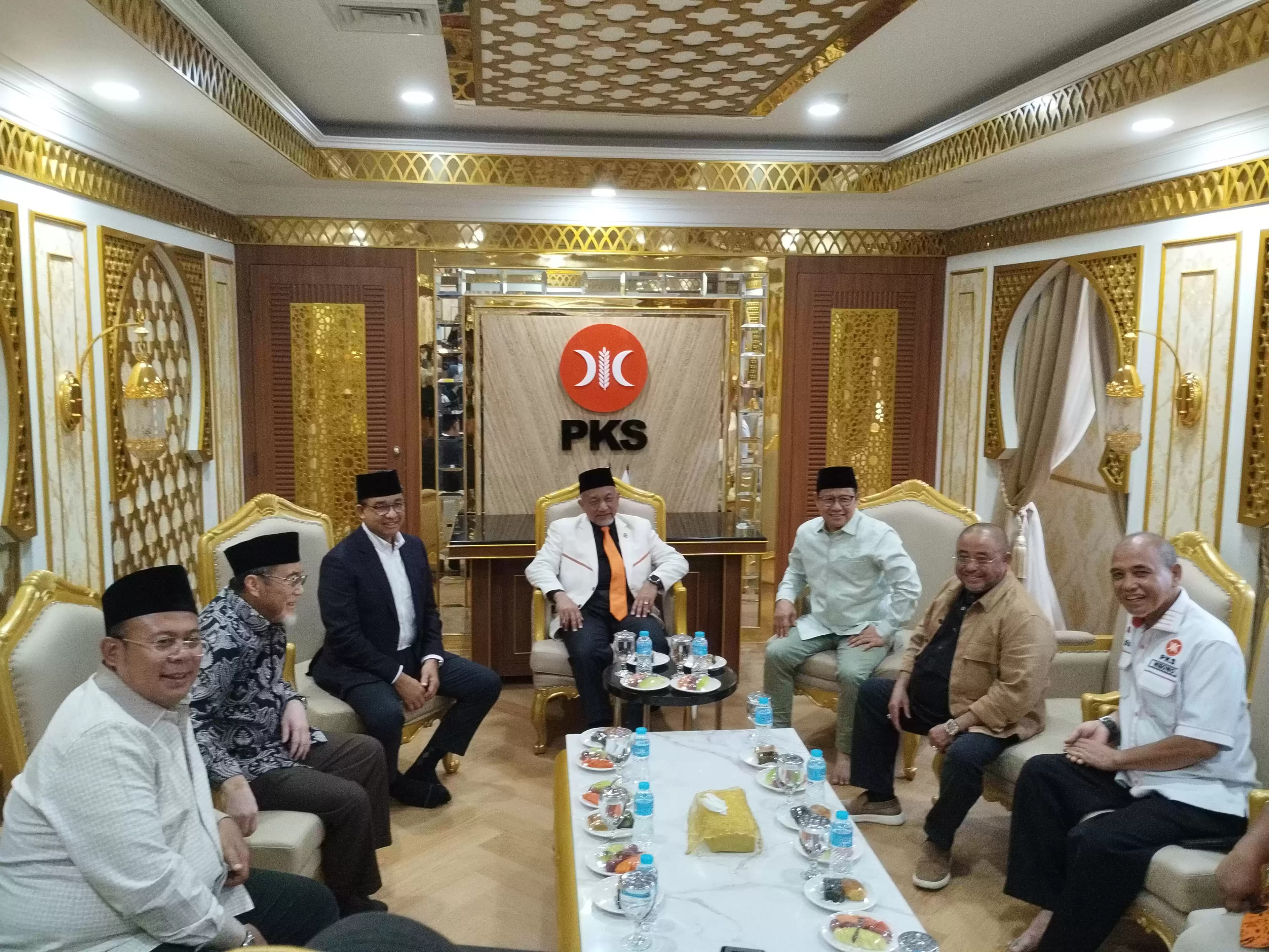 Anies-Muhaimin Sambangi Markas PKS (Foto: MI/Dhanis)