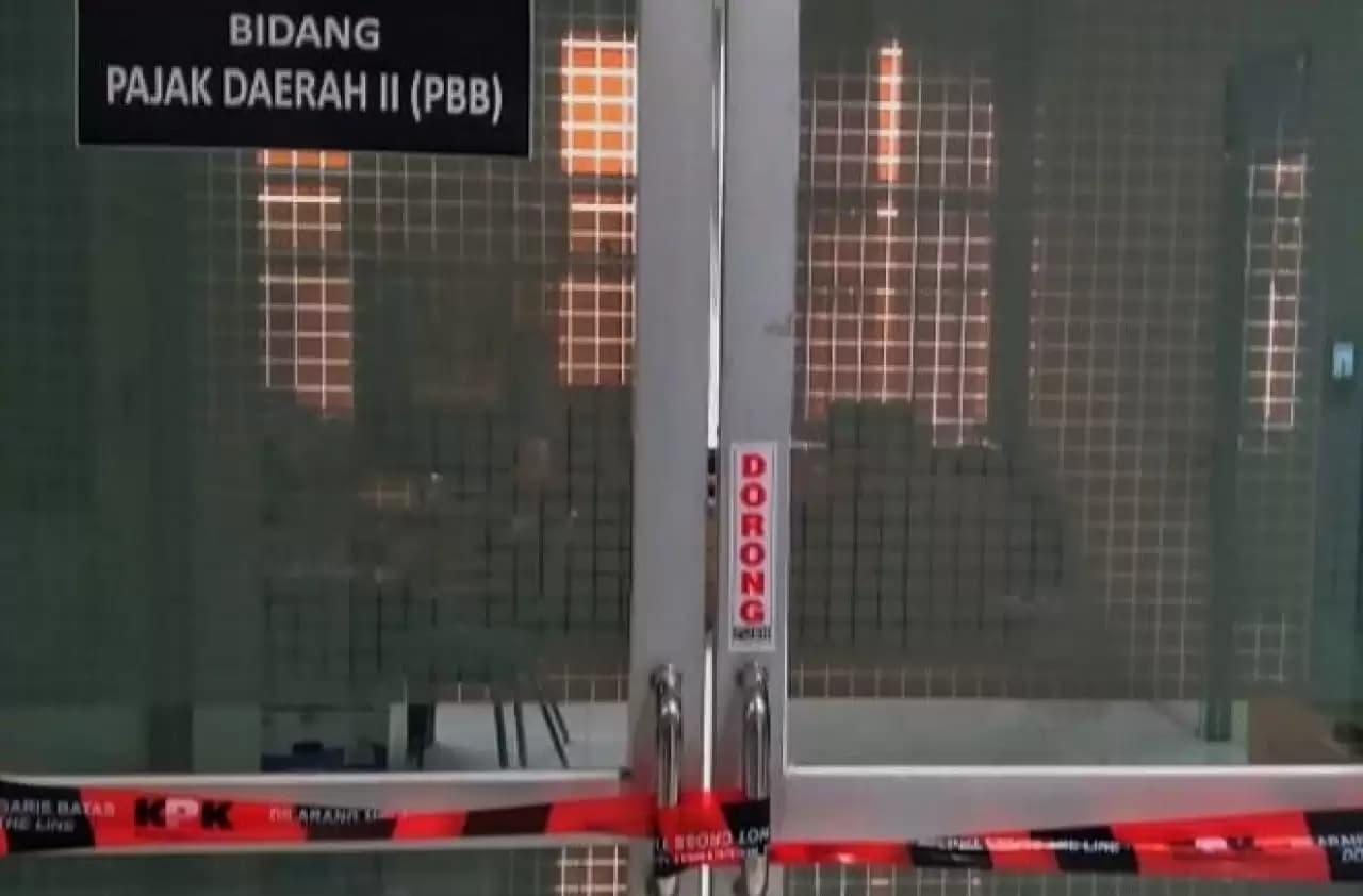 Tiga ASN dan Kasir Bank Diduga Terjaring OTT KPK di Sidoarjo