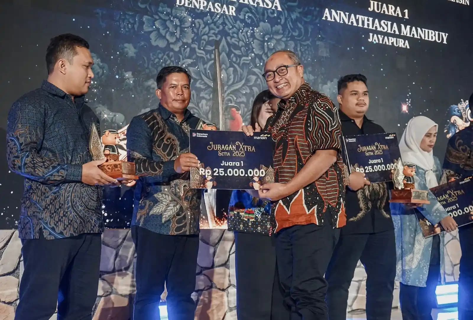 Bank Mandiri mendorong usaha mikro tumbuh, berdaya saing, dan naik kelas secara berkelanjutan