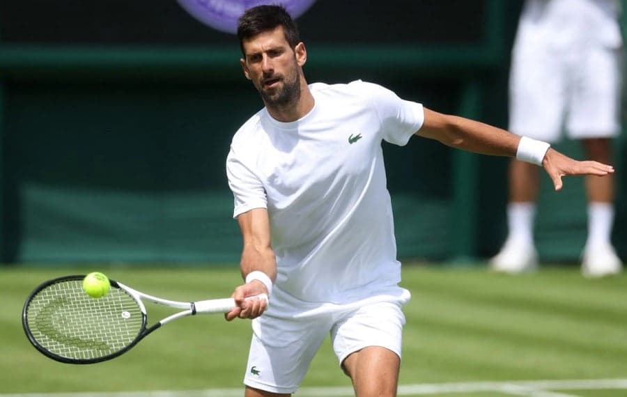 Novak Djokovic Juarai Wimbledon Keempat Berturut-turut