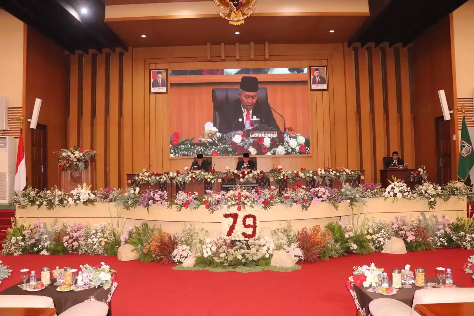 Berlangsungnya Rapat Paripurna Istimewa di Gedung DPRD Kabupaten Malang. (Foto : MI/Rina Sugeng Yuliani)