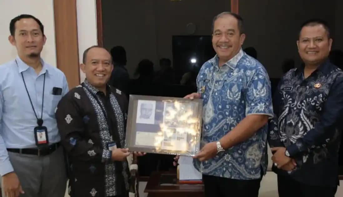 Bupati Asahan Taufik Zainal Abidin Siregar dan Wakil Bupati Asahan Rianto
