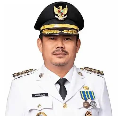 Bupati Kolaka Timur Abdul Azis