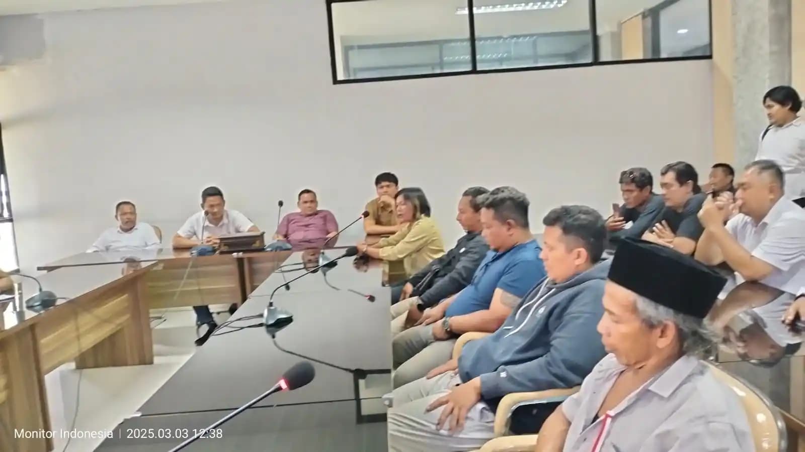 Dampak Penutupan Tambang Ilegal di Blitar, Warga Demo untuk Dibuka
