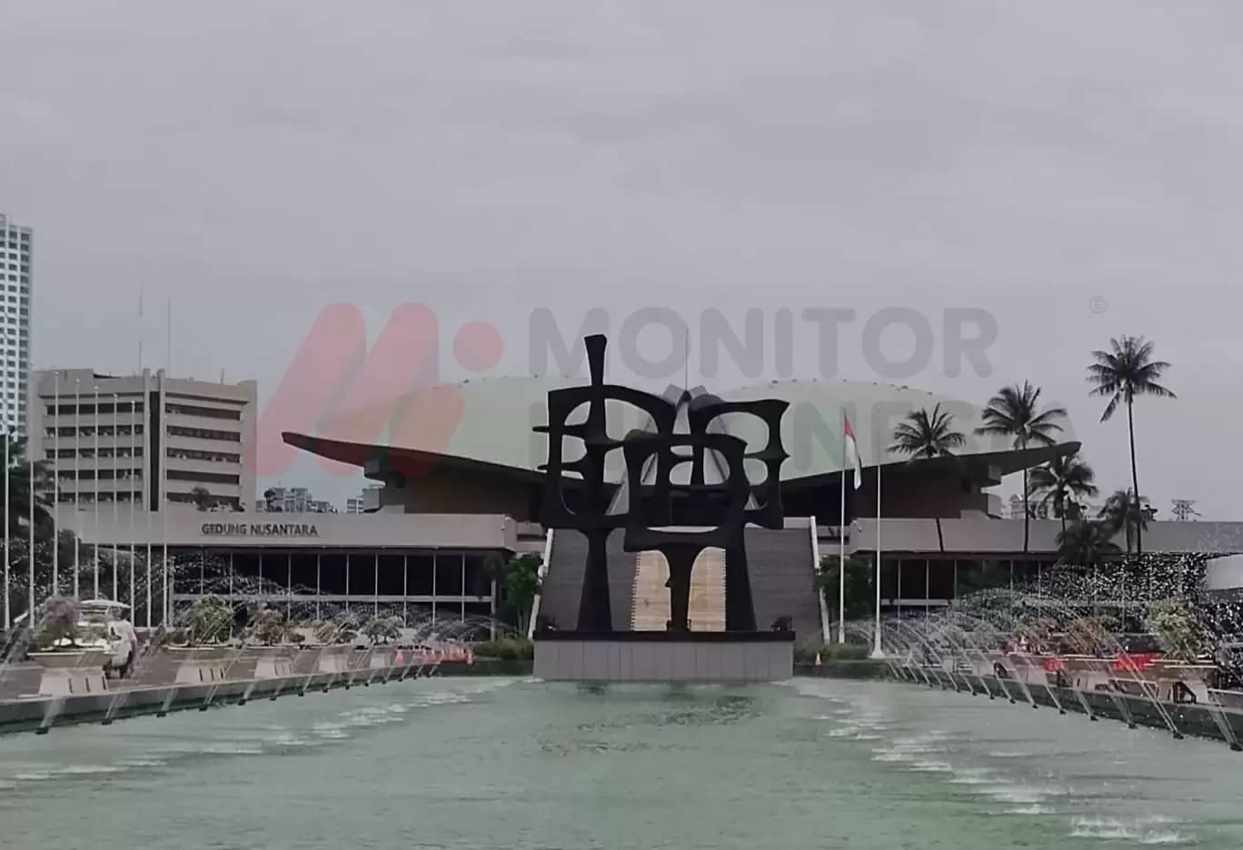 Sisi Positif dan Negatif Caleg Incumbent yang Kembali Lolos ke Senayan