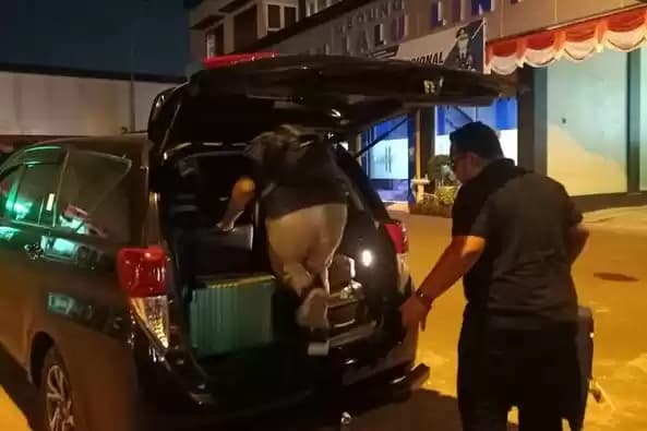 Diduga Terkait Korupsi Dana Hibah APBD Jatim, KPK Datangi Lamongan