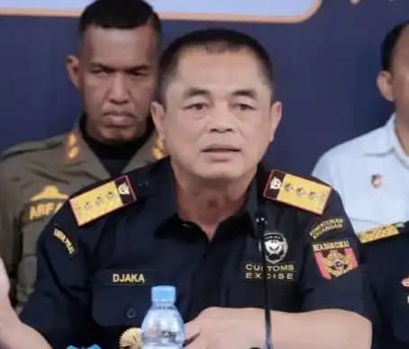 Arahan Presiden Prabowo, Menkeu Siap Copot Dirjen Bea Cukai