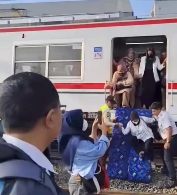 DPR bakal Panggil Menhub Buntut Insiden Kereta Anjlok
