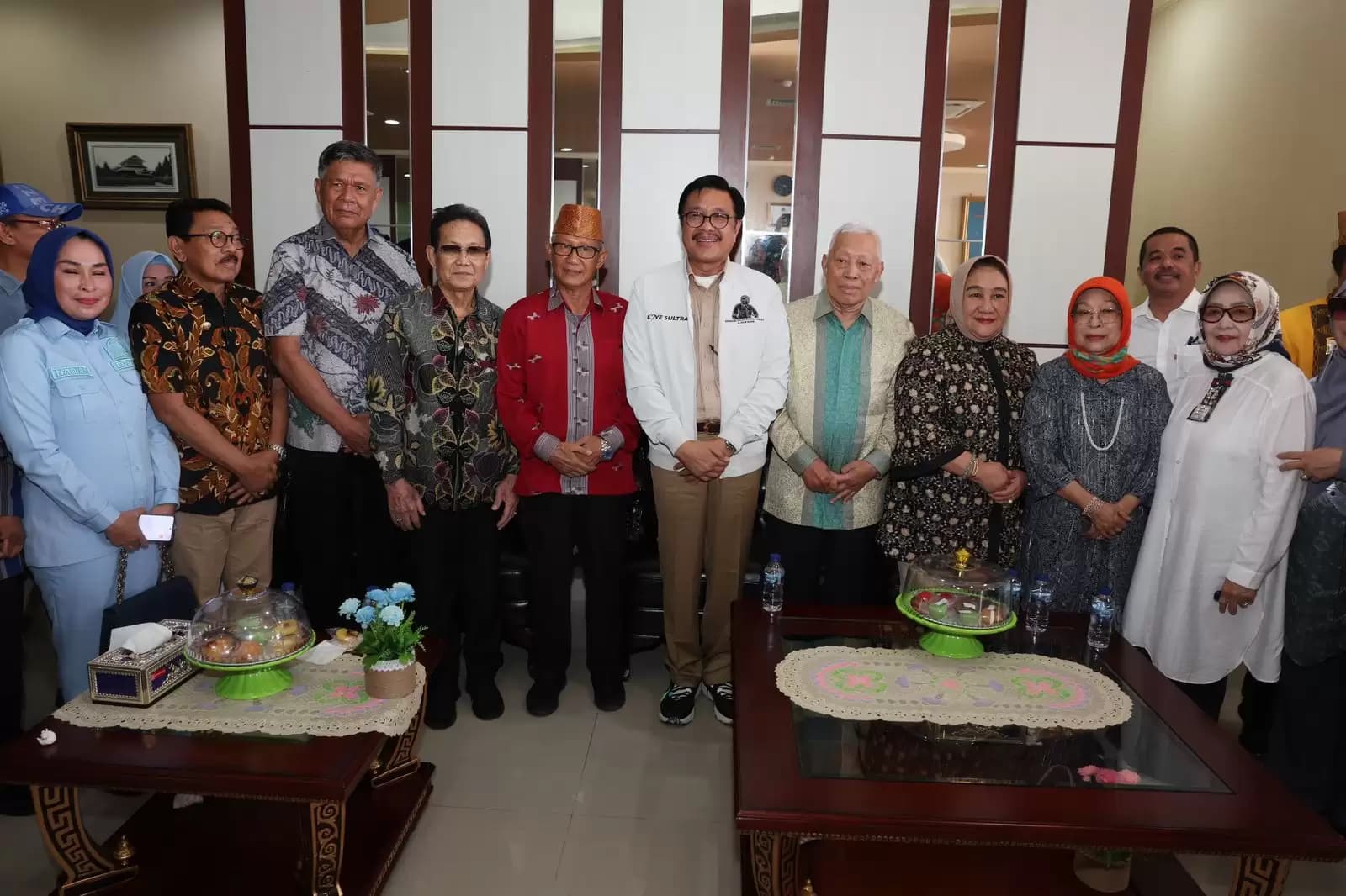 Nur Alam bersyukur kembali menginjkkan kaki di tanah kelahirannya di Sultra (Foto: Dok MI)