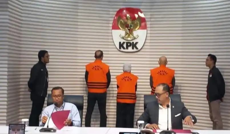 Eks Dirut ASDP dan 2 Anak Buahnya Dijebloskan ke Tahanan