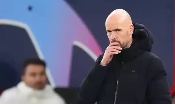 Erik ten Hag reacts during