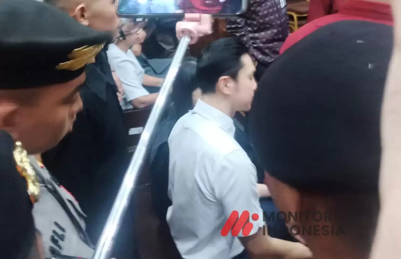 Harvey Moeis menjalani sidang hari ini tanpa ditemani istri, Sandra Dewi. (Foto: Dok MI/Albani Wijaya/Farrel)