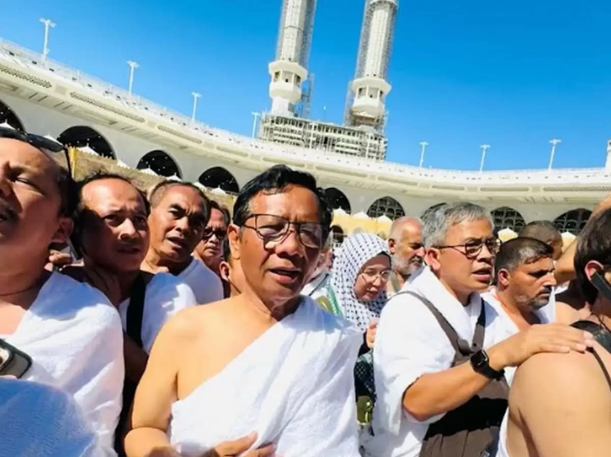 H-2 Pencoblosan, Mahfud Ibadah Umrah