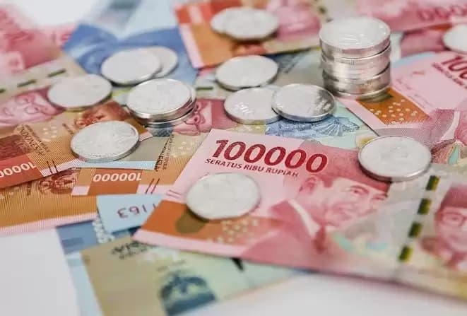 BI Rate Jadi 5,25%, Ekonom: BI Telat Antisipasi Tekanan Rupiah