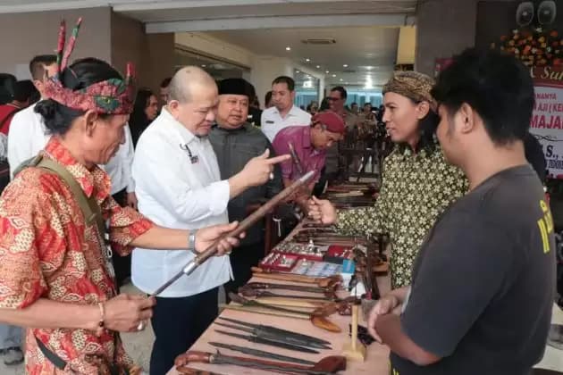 Buka Pameran Tosan Aji, Ketua DPD RI: Keris Adalah Jati Diri Bangsa