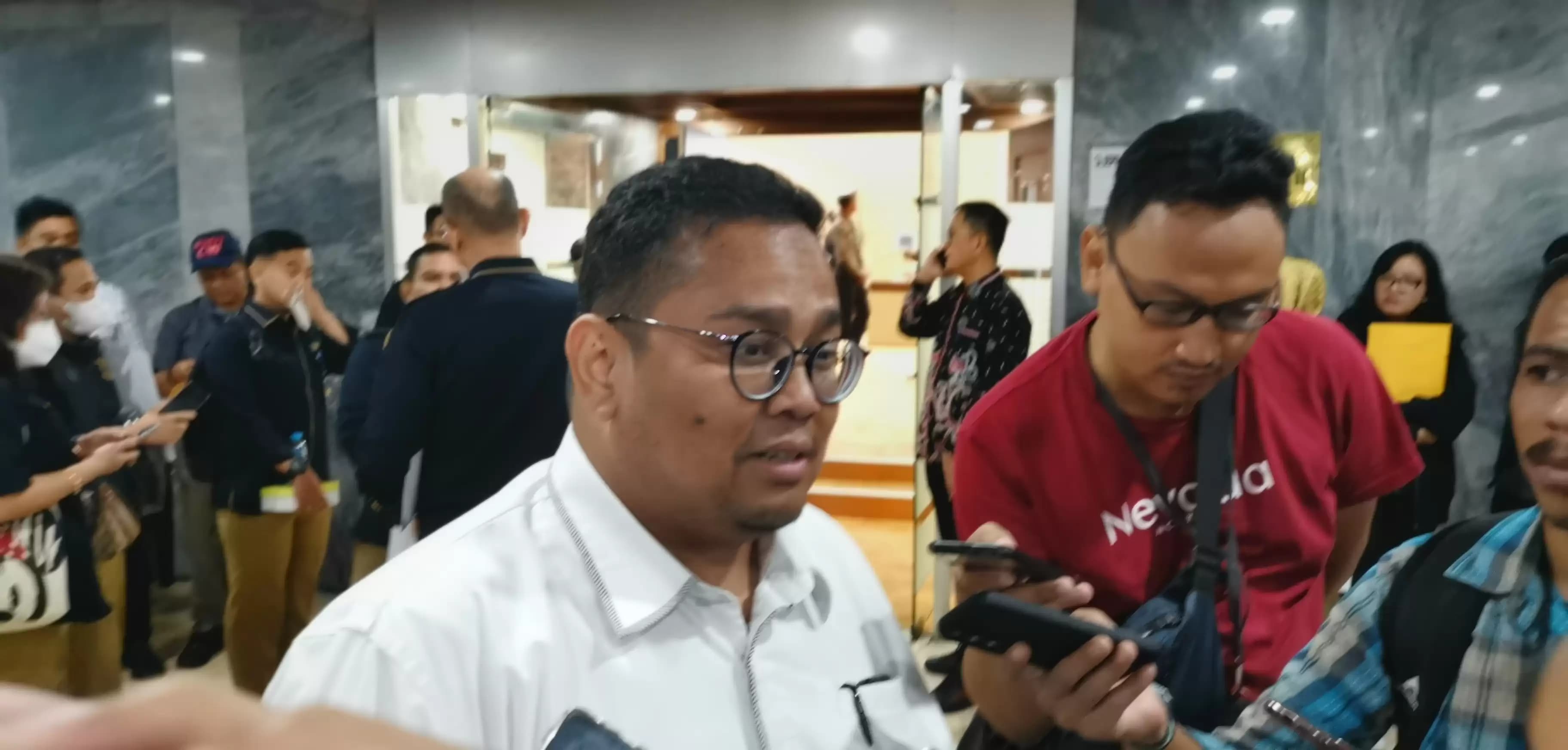 Bawaslu Bakal Copot Alat Peraga Kampanye yang Mengandung Ajakan