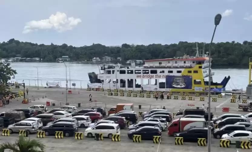 Foto Antrian mobil