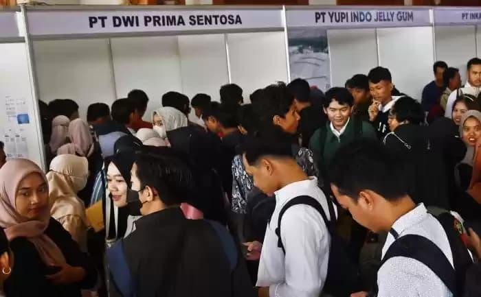 Foto Sejumlah Pencari Kerjaan