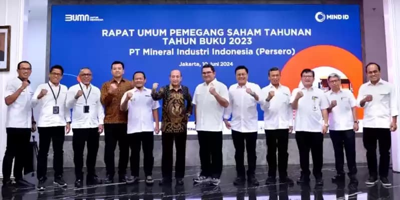Fuad Bawazier dan Grace Natalie ditetapkan masuk jajaran komisaris PT Mineral Industri Indonesia (MIND ID) dalam rapat umum pemegang saham tahunan perusahaan pada Senin (10/6/2024)