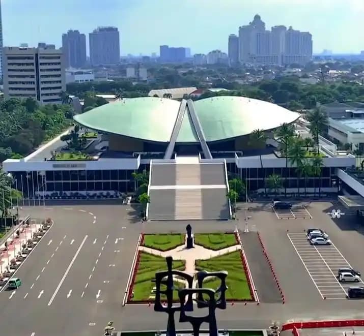 Final LCC 4 Pilar Kalbar Tak Diulang, MPR Ikuti Kesepakatan Sekolah