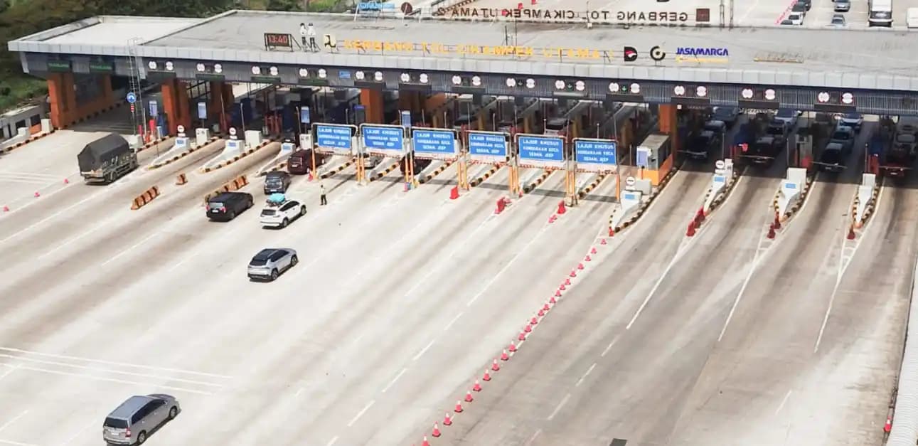 Gerbang Tol Cikampek Utama