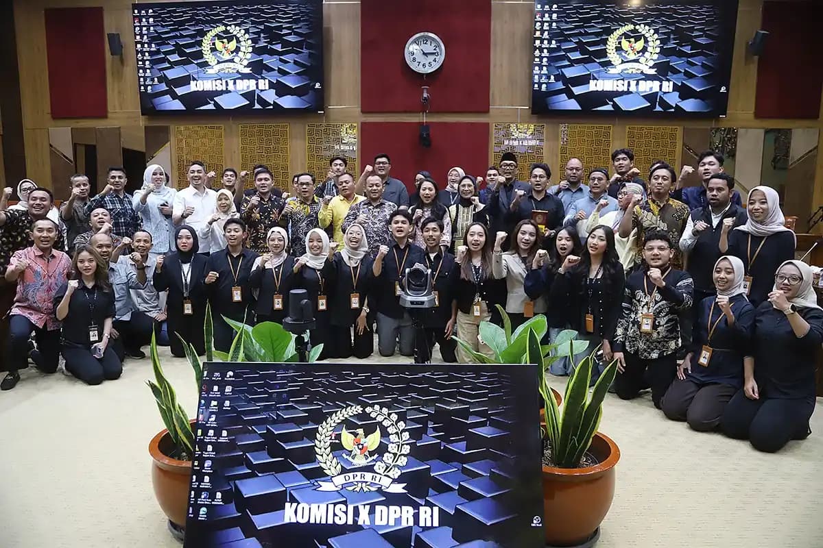 Golkar Internship Student