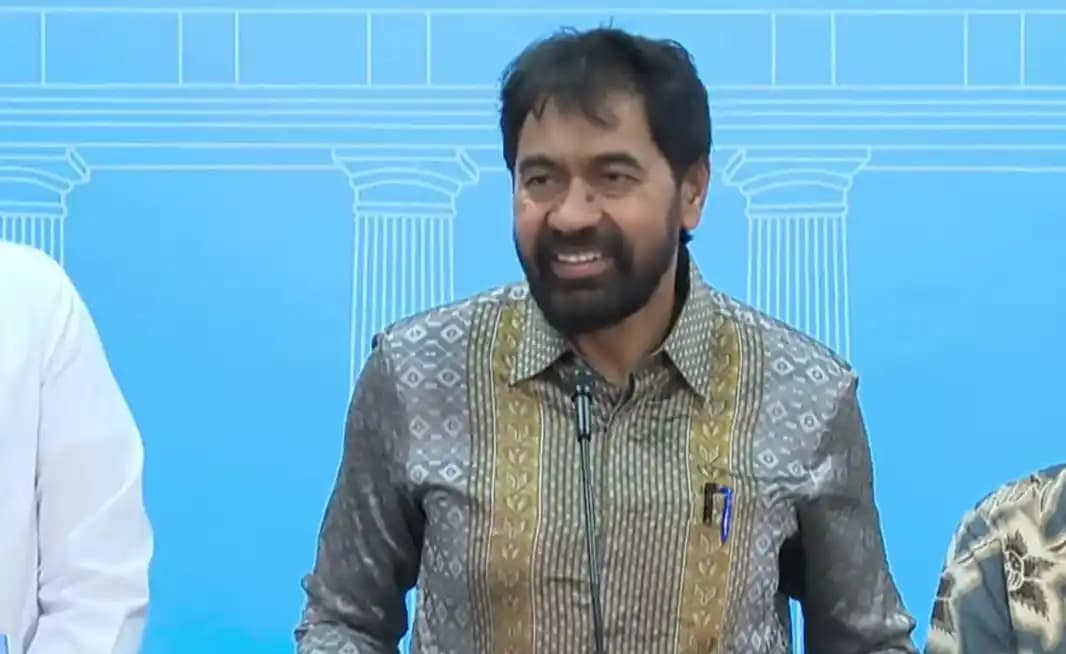 Gubernur Aceh Muzakir Manaf
