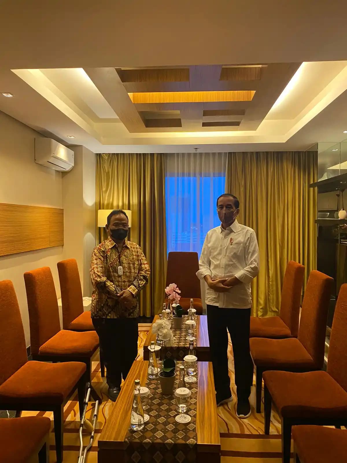 H Sukiyat (kiri) dan Joko Widodo (kanan)
