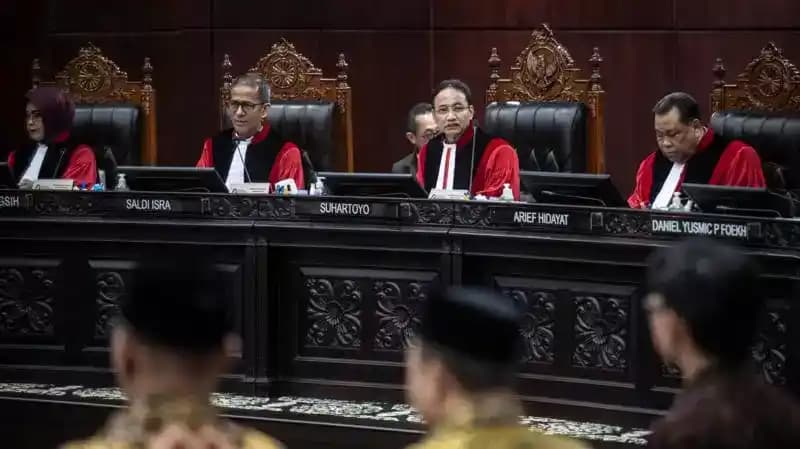 Hakim MK Arief Hidayat