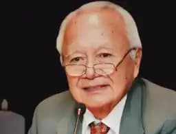 Hasjim Djalal
