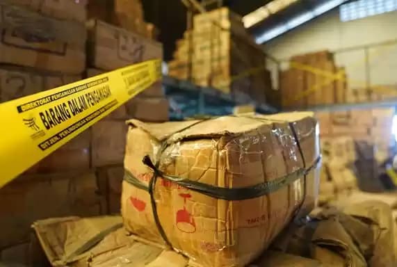 Impor Keramik Asal China Dumping