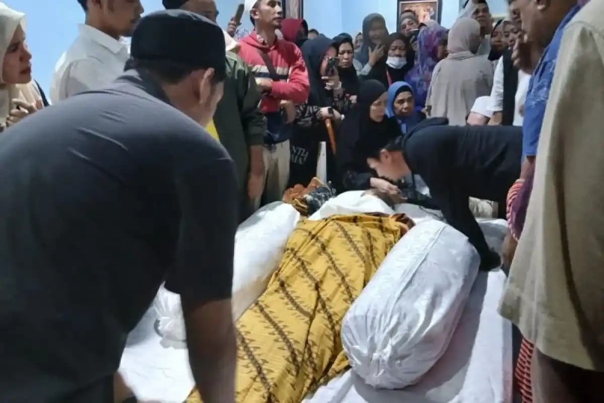Jenazah AGK