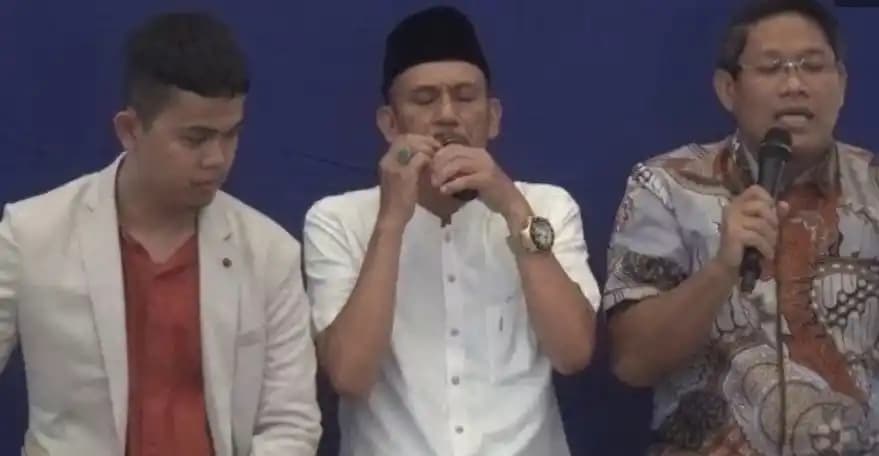 Kades Kohod Arsin Sakit