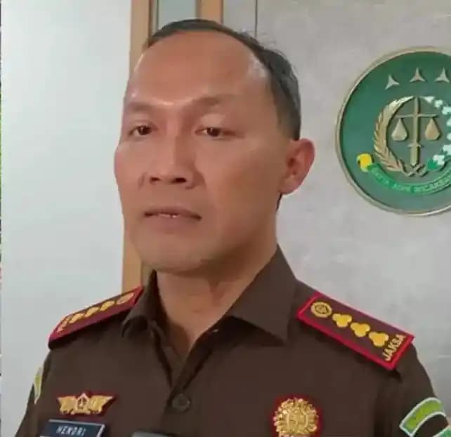 Kajari Jakbar Hendri Antoro