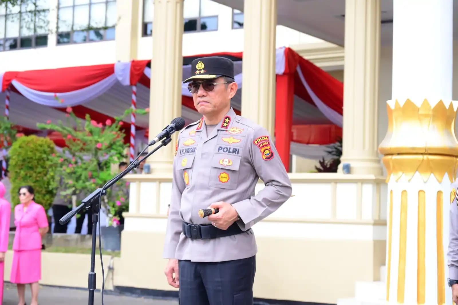 Kapolda Jambi Irjen Pol. Krisno H. Siregar