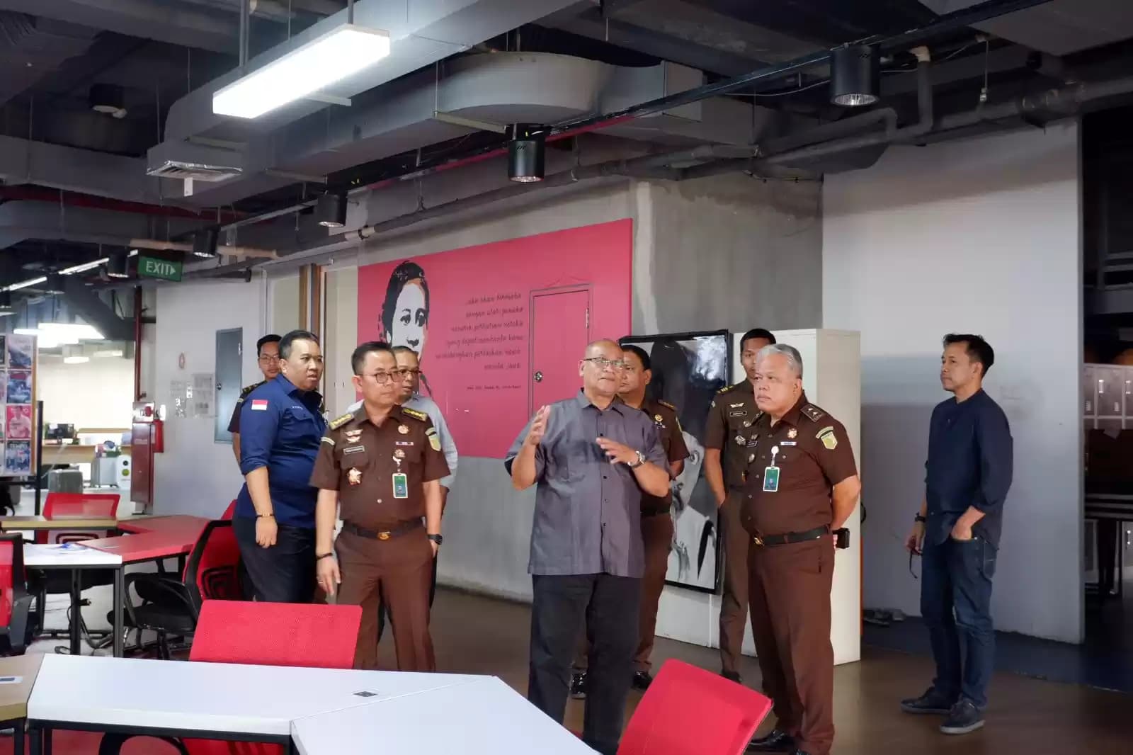 Kapuspenkum Kejagung Sambangi Dapur Redaksi Media TEMPO
