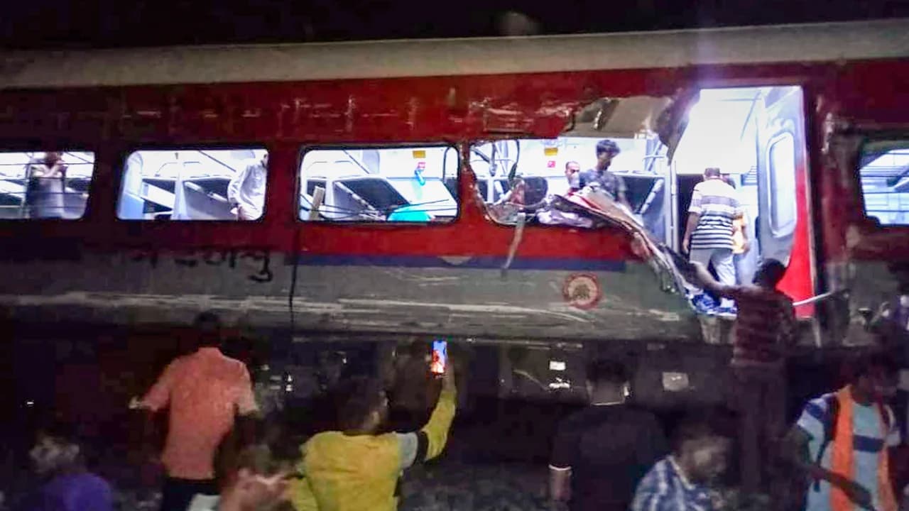 Bertambah, Korban Tewas Kecelakaan Kereta di India Jadi 288 Orang