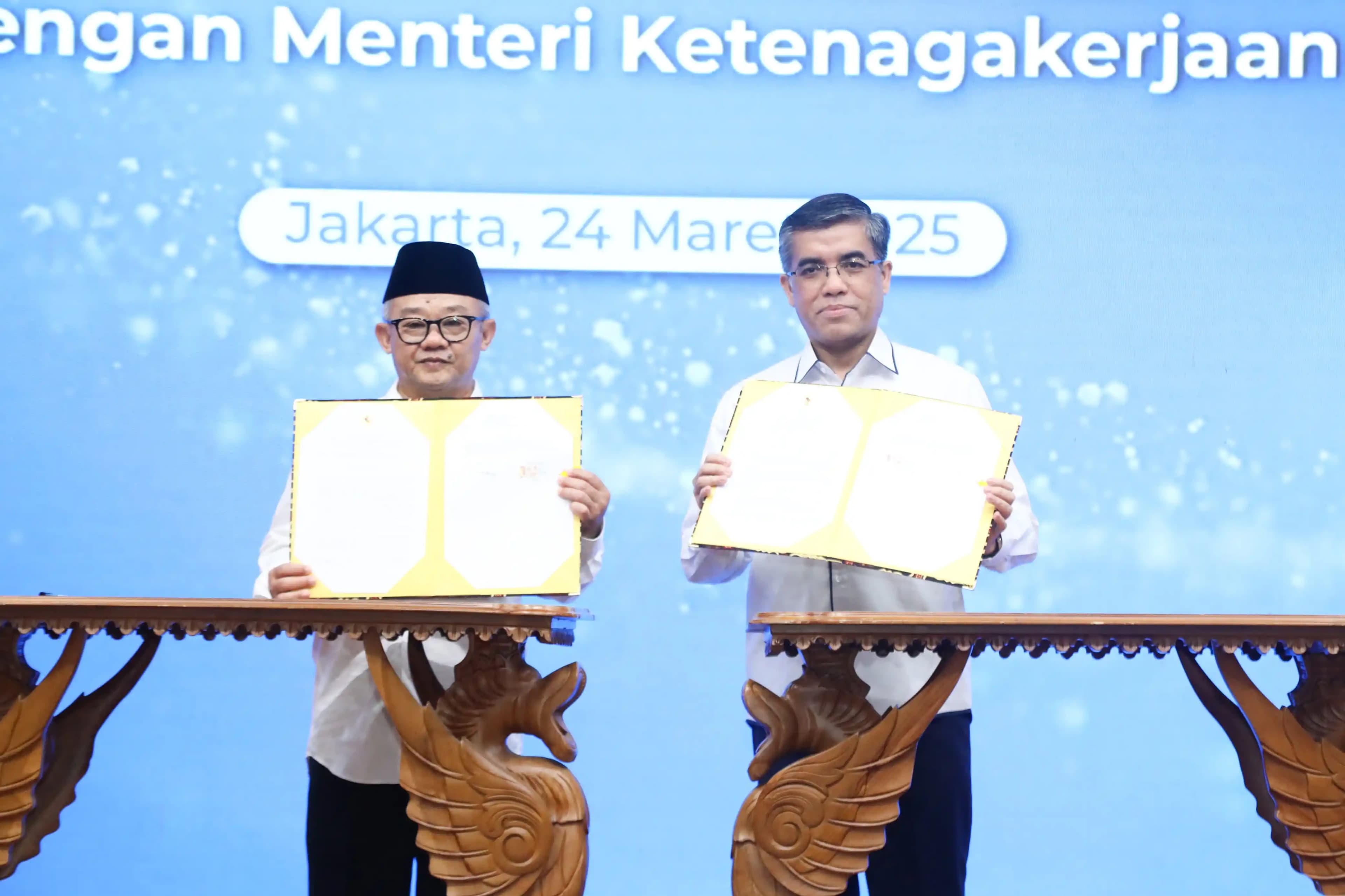 Kemnaker Yassierli dan Kemendikdasmen Abdul Mu’ti teken MoU masalah pendidikan dan lapangan kerja (Dok. MI)