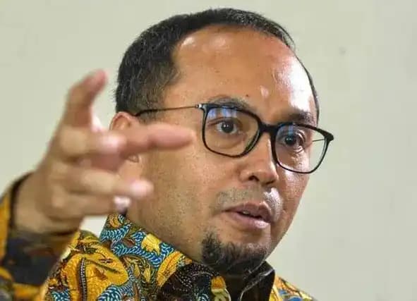 Kepala PPATK Ivan