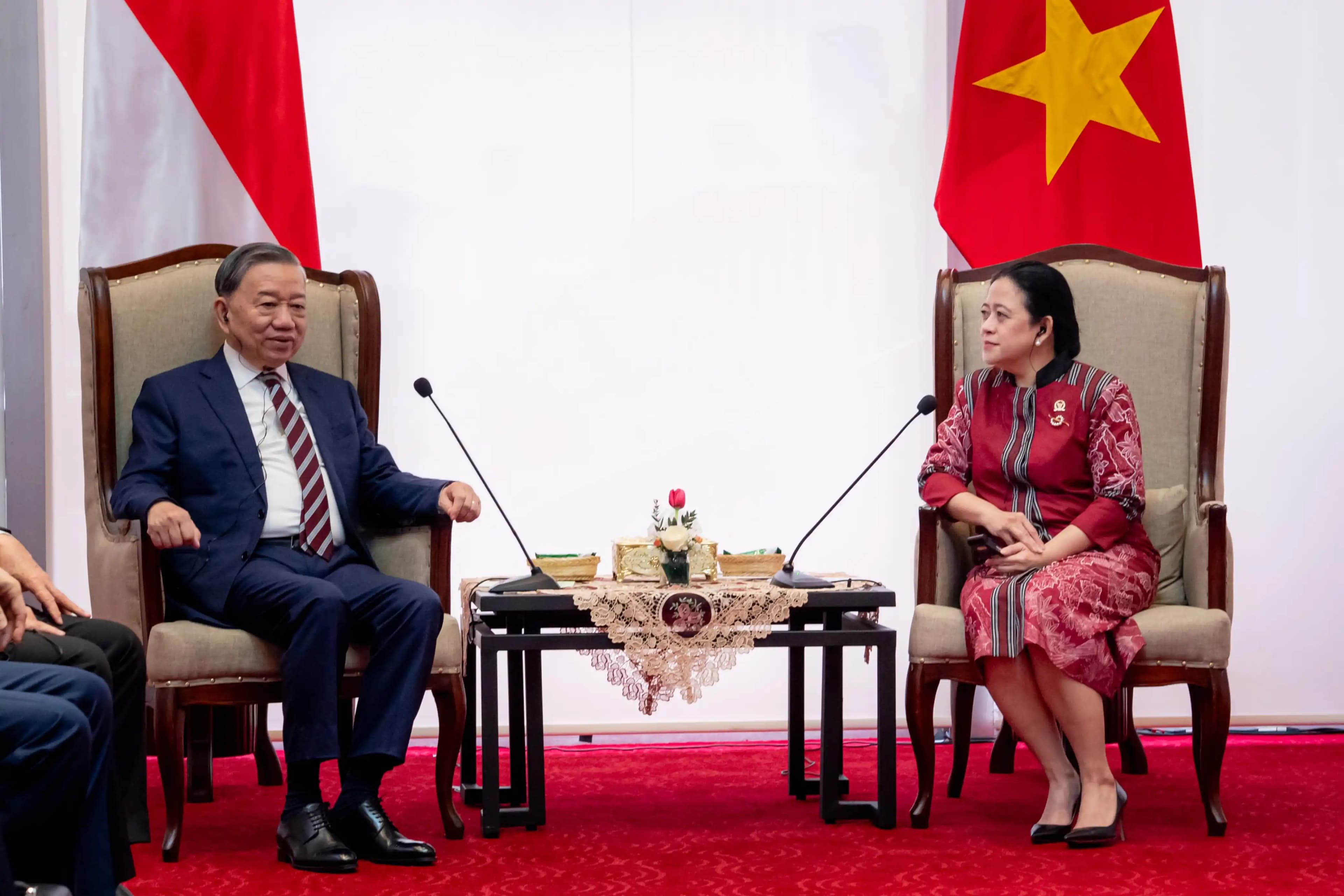 Ketua DPR RI Puan Maharani menyambut kedatangan Sekretaris Jenderal Partai Komunis Vietnam (PKV), To Lam
