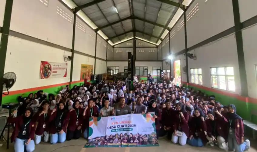 KKN Unsika Hadirkan Pemateri TNI–Polri di SMKN Maniis untuk Mengedukasi Pelajar SMKN Maniis Terkait Judi Online dan Narkoba